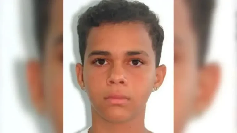 Justiça adia julgamento de mãe e filho acusados de matar adolescente em frente a escola em Anápolis