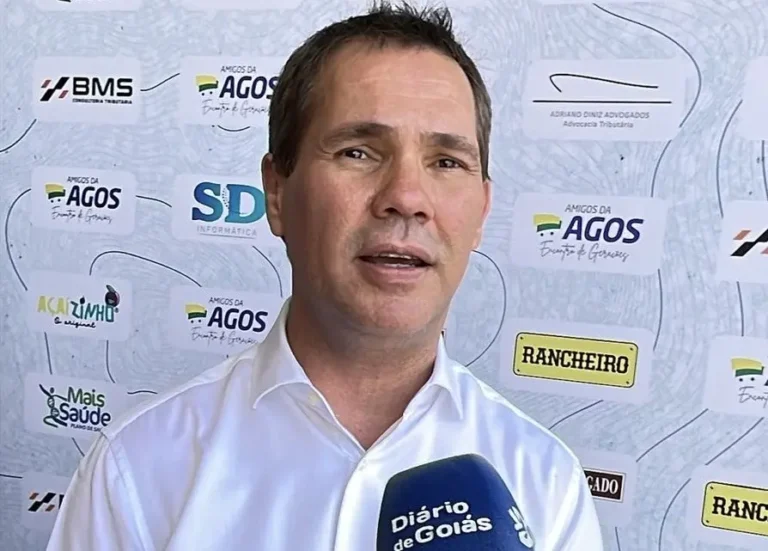 Agos empossa nova diretoria e presta homenagem a Zacarias Calil