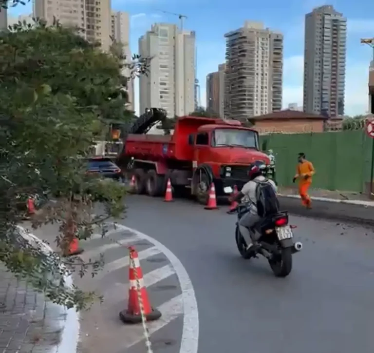 Mudanças no trânsito do Setor Bueno começam com recapeamento e nova circulação na T-55 e T-10