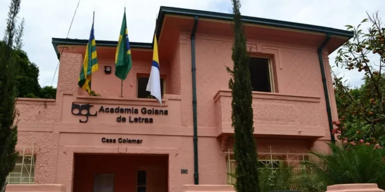 O que a Academia Goiana de Letras pode ensinar sobre Goiás?
