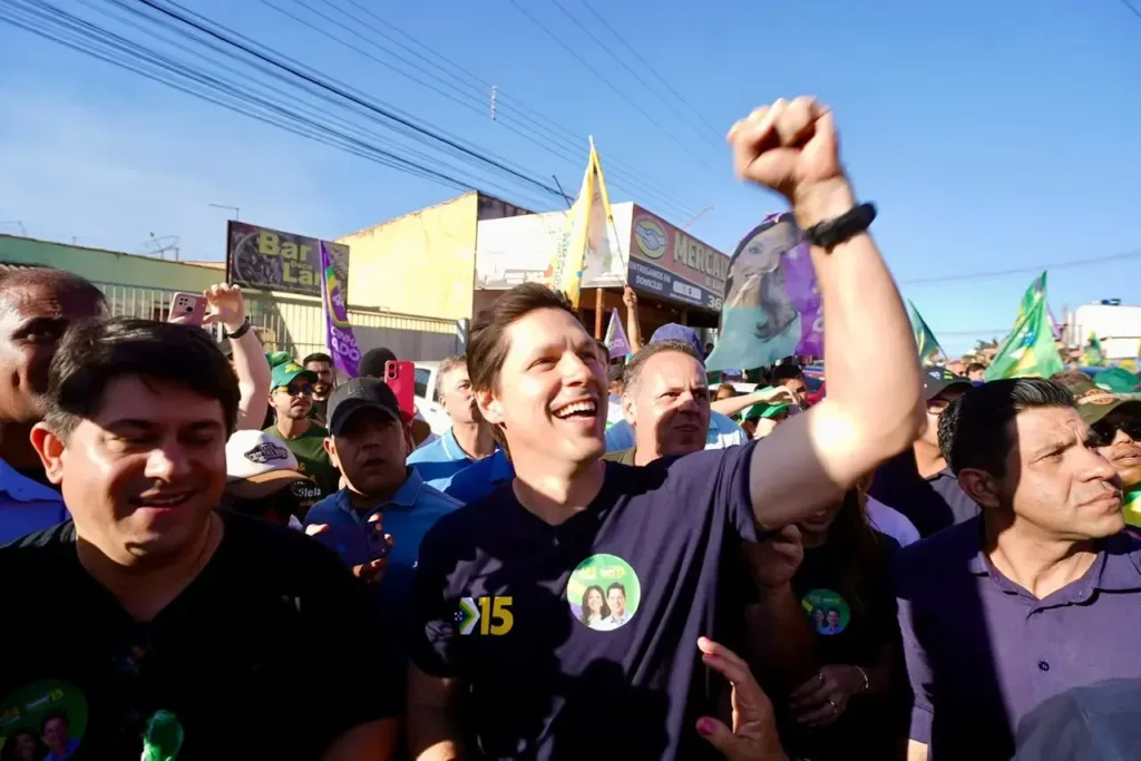 Paraná Pesquisas: Daniel Vilela chega a 50,5% dos votos válidos; Wilder passa Perillo