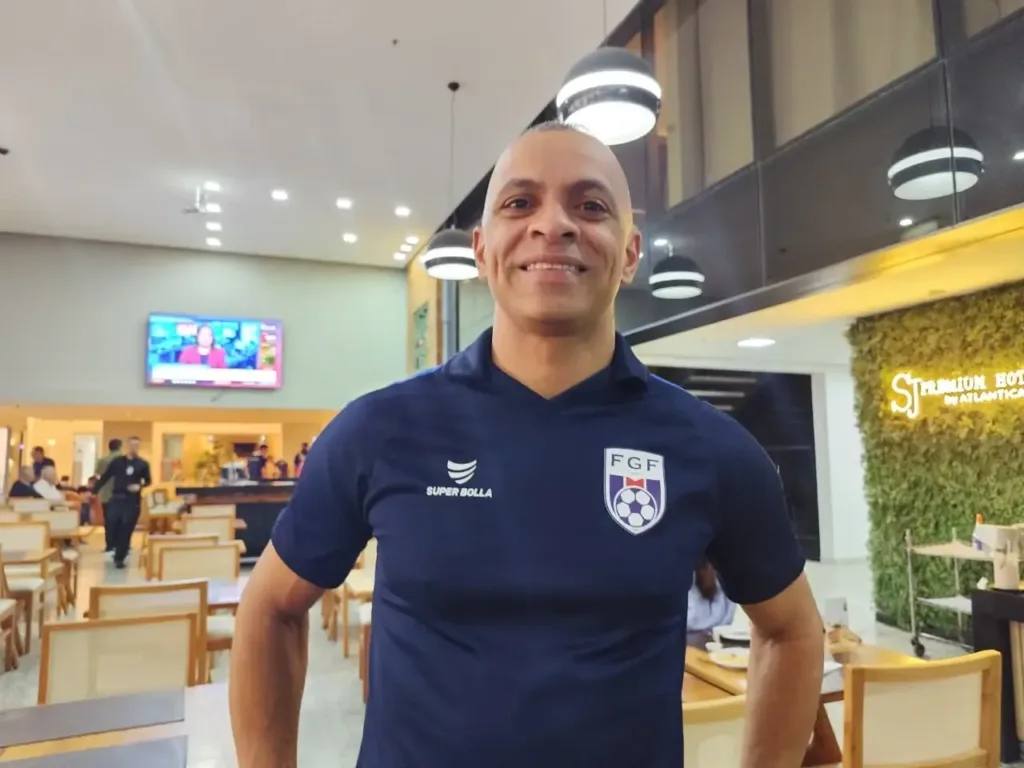 Após terceira Copa do Mundo, Wilton Pereira Sampaio apita clássico entre Goiás e Atlético-GO