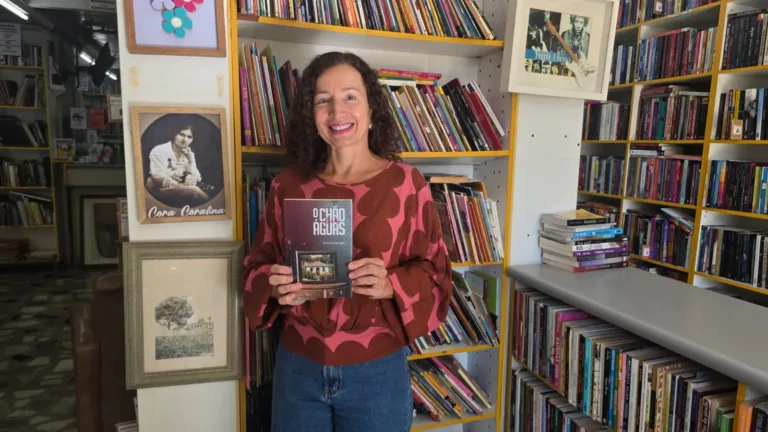 Escritora transforma paixão pelos livros em histórias para inspirar novas gerações