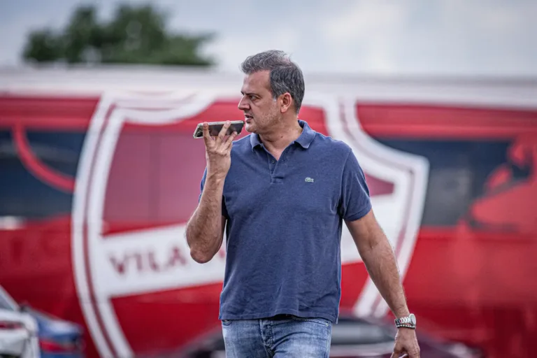 No OBA? Dirigente do Vila Nova revela dois cenários para estádio em caso de acesso à Série A