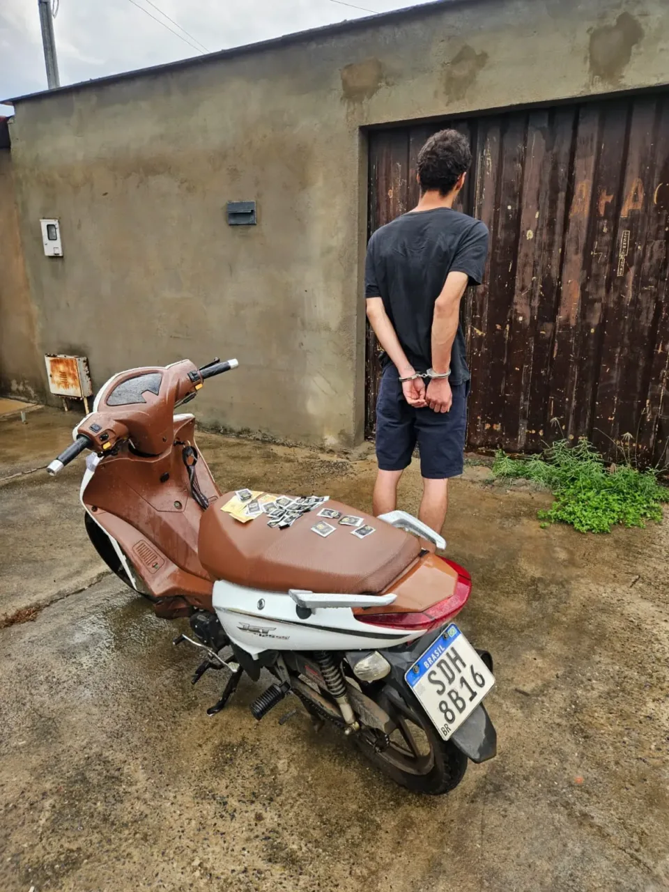 Homem é preso pela GCM em Goiânia com drogas e cédulas falsificadas